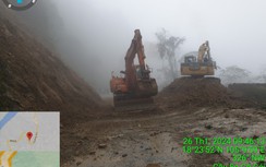 Thông xe quốc lộ 8A sau nhiều giờ ách tắc do sạt lở