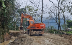 Nhà thầu sửa đường, chấn chỉnh xe hết đăng kiểm sau phản ánh của Báo Giao thông