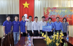 Sân bay quốc tế Cam Ranh mang Xuân yêu thương đến các hộ nghèo, khó khăn