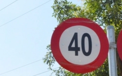 Hạn chế tốc độ còn 40km/h nơi thi công cống vượt ngang QL1 ở Long Khánh
