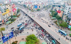 Sau 5 lần tổ chức lại, Ngã Tư Sở đã bớt khổ?