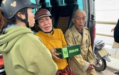 Xót xa mẹ chồng khóc nghẹn khi con dâu để lại xe trên cầu, nghi tự tử