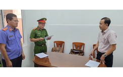 Phú Quốc: Phó chủ tịch xã và một cán bộ địa chính bị bắt