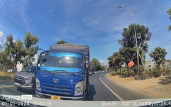 Vượt ẩu lấn làn, tài xế vi phạm vẫn dừng xe đôi co với người đúng luật 