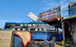 Giây phút tài xế xe tải bị xe khách tông tử vong trong cabin
