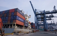 Hàng qua cảng biển tăng trưởng 2 con số