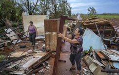 Vừa chịu 2 siêu bão, Cuba tiếp tục hứng động đất kép