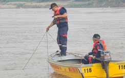 Vụ 5 học sinh mất tích ở Phú Thọ: Tìm thấy thi thể thứ 2 gần cầu phao Phong Châu