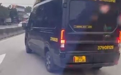 CSGT mời hai tài xế trong video xe khách chèn ép nhau trên QL1 lên làm việc