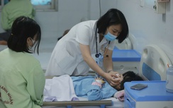 Chủ quan không tiêm chủng, nhiều trẻ mắc sởi biến chứng viêm phổi