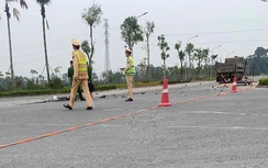 Xe tải Howo cán nát xe đạp điện, người phụ nữ tử vong thương tâm