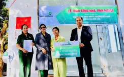 Vietcombank khánh thành nhiều ngôi nhà tặng người nghèo an cư đón Tết