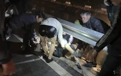 Hai nữ sinh đi xe đạp điện thiệt mạng vì va chạm với ô tô