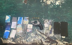 Khống chế thanh niên định tẩu tán súng đạn khi bị kiểm tra nồng độ cồn