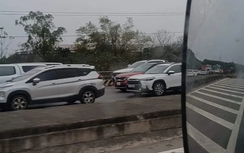 Người đàn ông nhặt ve chai bị xe khách đâm tử vong, QL1A qua Bắc Ninh ách tắc cục bộ