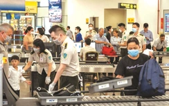 Tăng cường chống buôn lậu qua đường hàng không