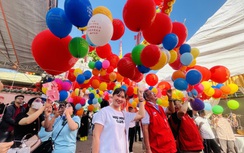 Rợp trời bóng bay mang lời ước tại lễ hội Chùa Ông ở Đồng Nai