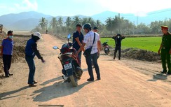 Bắt kẻ chở người phụ nữ mới quen từ nhà nghỉ về rồi cướp vàng và xe