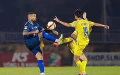Ngụp lặn ở đáy V-League, HAGL cầu cứu tiền đạo cả mùa ghi 1 bàn