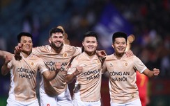 Kiatisak giúp HLV Troussier “hồi sinh” niềm cảm hứng ở tuyển Việt Nam