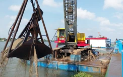 An Giang và Vĩnh Long cấp đủ cát cho cao tốc bằng cách nào?