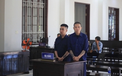 Đi nhầm phòng hát karaoke, nam thanh niên bị truy sát suýt mất mạng