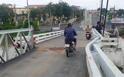 Khởi tố tài xế chạy xe 31 tấn qua cầu treo tải trọng 3,5 tấn