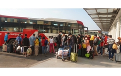 TP.HCM: Khách đi xe giường nằm các tuyến miền Trung tăng cao, nhiều bến đã hết vé