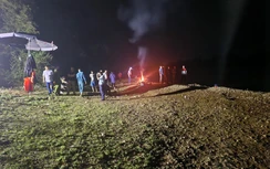 Tìm thấy thi thể 2 cháu bé đuối nước mất tích trên sông Lam