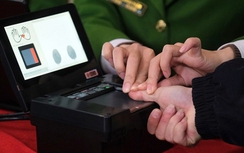 Vì sao cần bổ sung ADN, giọng nói, mống mắt vào căn cước?