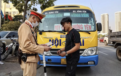 Hơn 4.000 người phải bắt xe về nhà do vi phạm giao thông ngày cuối năm