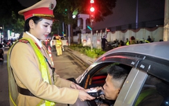Vì sao uống rượu, bia từ hôm trước đến hôm sau vẫn còn nồng độ cồn?