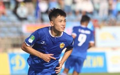 Đội bóng nhà giàu V-League ra quyết định bất ngờ với “trò cưng” của HLV Troussier