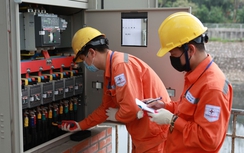 Mỗi năm được điều chỉnh giá điện 4 lần, có lo EVN lạm quyền?