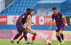 Nỗi lo của HLV Troussier bất ngờ trở thành hy vọng cho đội tuyển Việt Nam