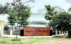 Kỷ luật giám đốc, kế toán Trung tâm Lưu trữ lịch sử tỉnh Cà Mau