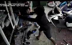 Điều tra vụ đối tượng cầm vật giống súng bắn vào một cửa hàng ở Long An