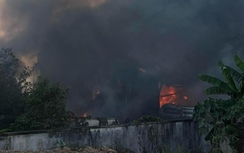 "Bà hỏa" thiêu rụi xưởng cáp điện, cáp viễn thông