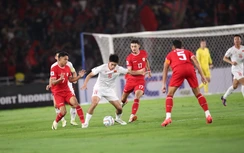 HLV Troussier tự "mua dây buộc mình" bằng những quyết định khó hiểu