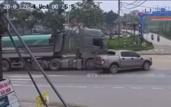 Tài xế xe tải đâm ô tô bán tải sang đường ẩu