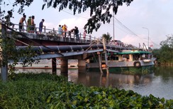 Sà lan chở đá làm lìa hai nhịp cầu ở Cần Thơ