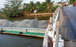Hai ngày để sửa cầu ở Cần Thơ bị lìa nhịp do va chạm với sà lan chở đá