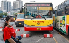 Hà Nội dừng 5 tuyến buýt từ 1/4, người dân đi lại thế nào?