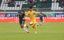 Người “hồi sinh” HAGL phát biểu khó đỡ sau khi đội nhà đánh rơi chiến thắng