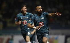 Quyết định ngỡ ngàng của bầu Đức vô tình giúp LPBank HAGL hồi sinh