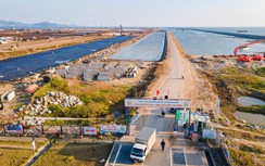 Vì sao Bộ GTVT dừng đầu tư đường sau cảng Lạch Huyện?