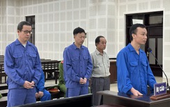 Lãnh đạo trung tâm đăng kiểm cùng các cò hối lộ lãnh án tù
