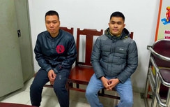 Khởi tố 2 người đi xe máy SH tạt đầu ô tô, đánh tài xế trên đường Vành đai 2