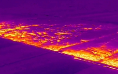 Đưa flycam tầm nhiệt hỗ trợ chữa cháy rừng ở Cà Mau