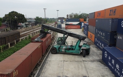 Doanh thu tàu hàng đảo chiều tăng ấn tượng